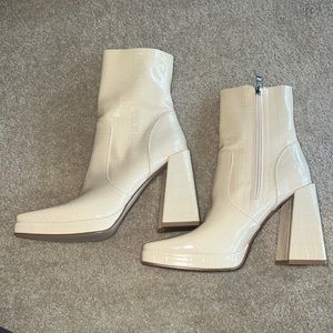 Princess Polly Creme Faux Alligator Leather Ankle Boot